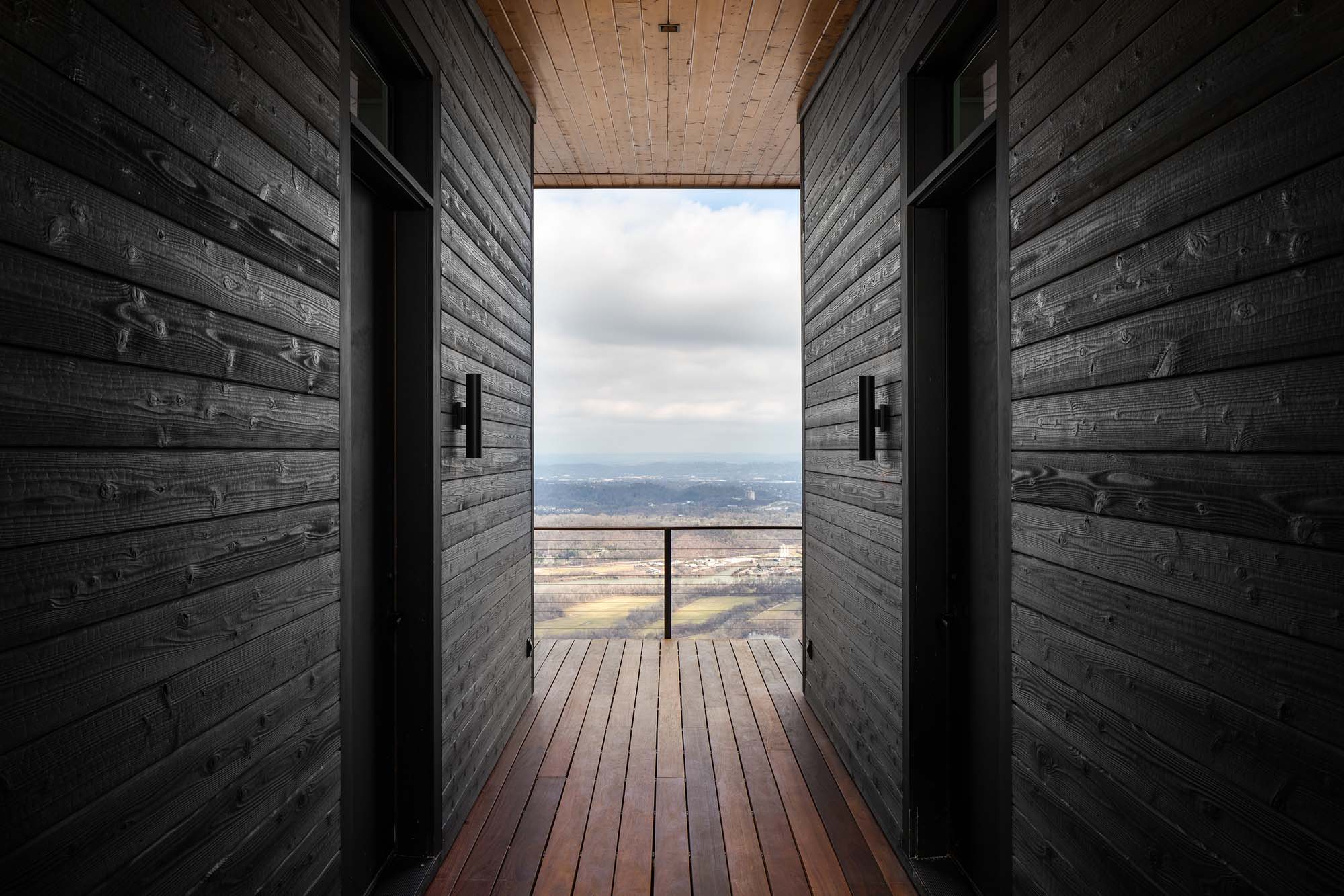 An image of a pastoral mountain view. 